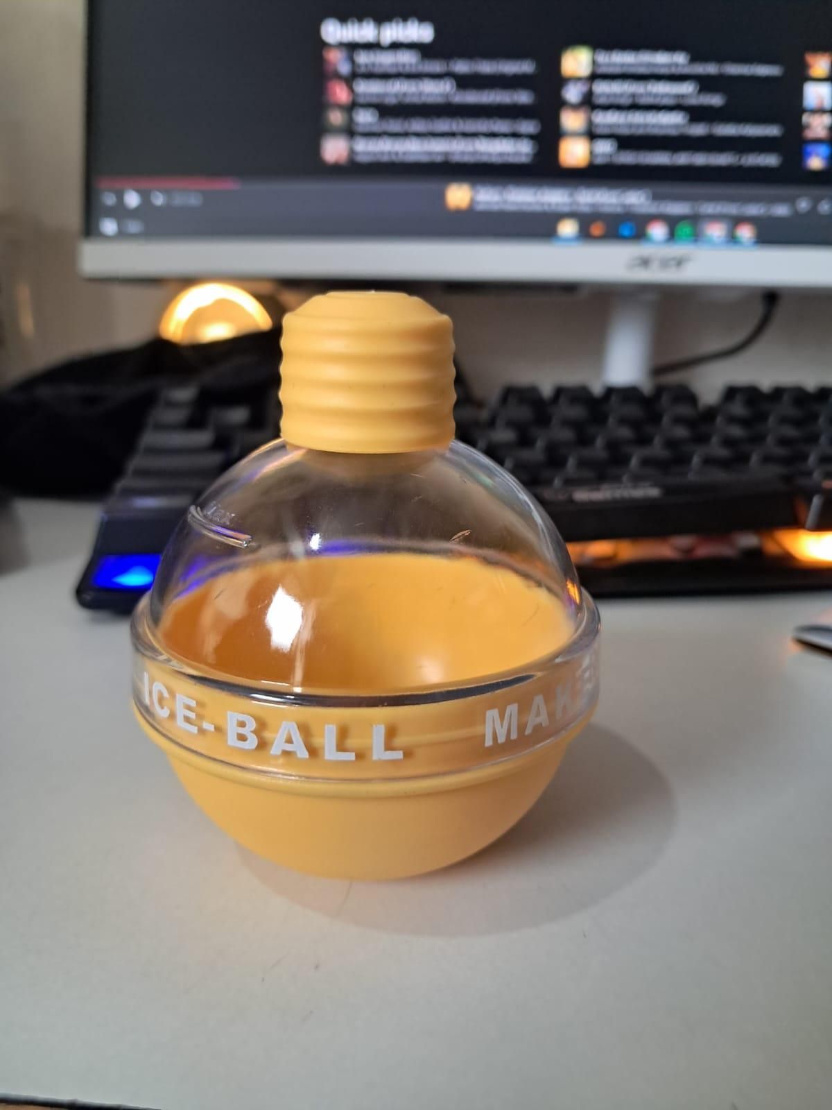 Dispenser & Wine Rack –  Ice Ball Maker (Pack of 2)